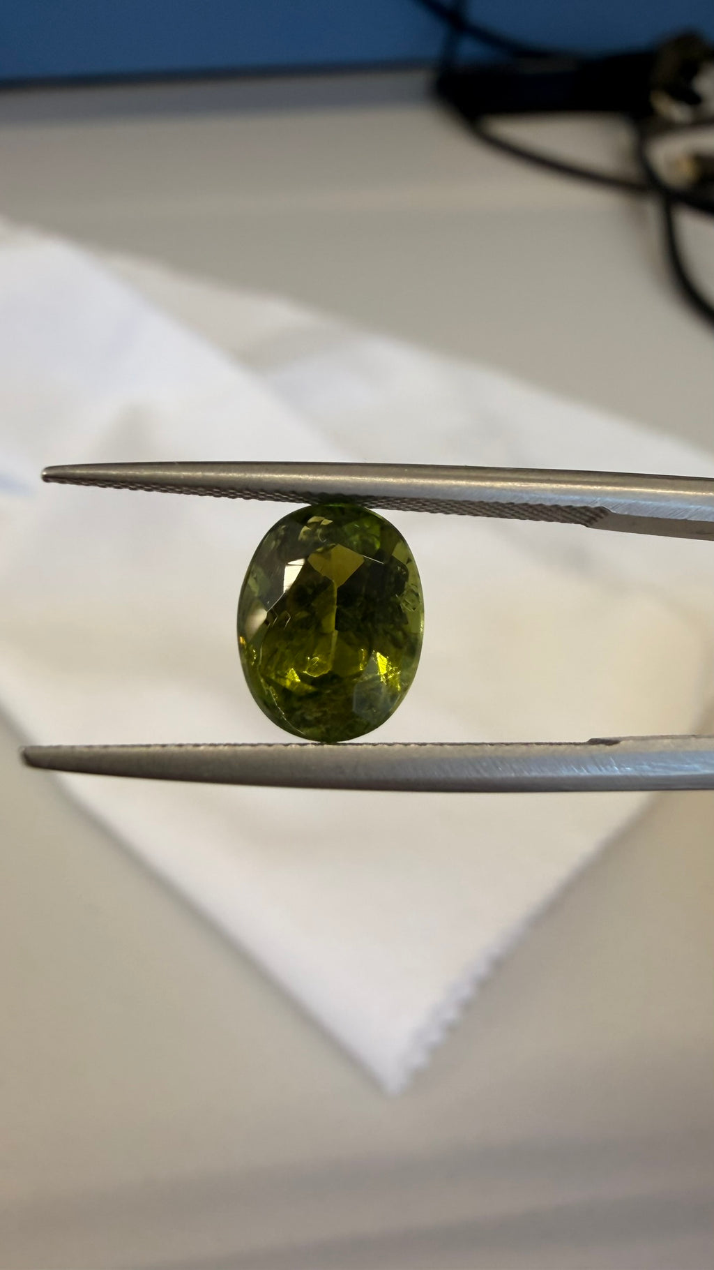 Green Tourmaline Oval 2.50cts