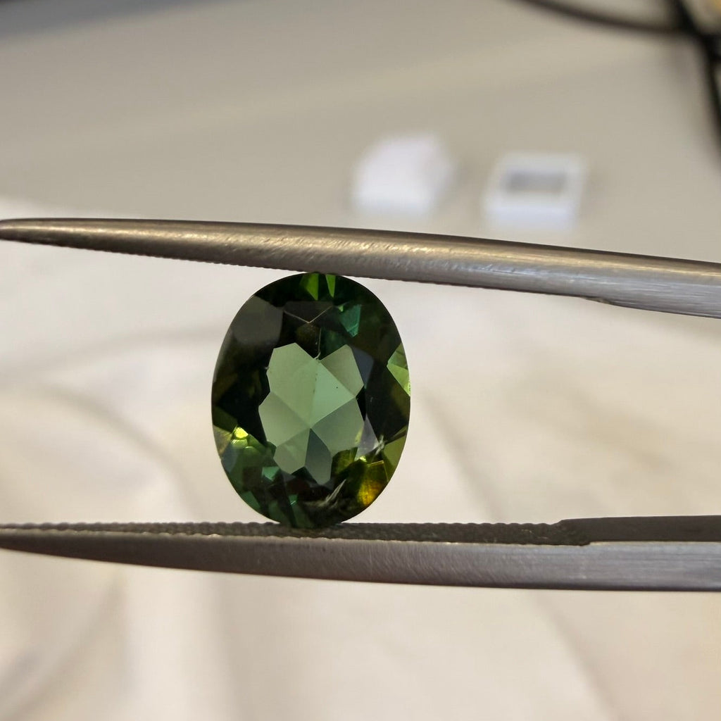 Green Tourmaline Oval 1.81cts