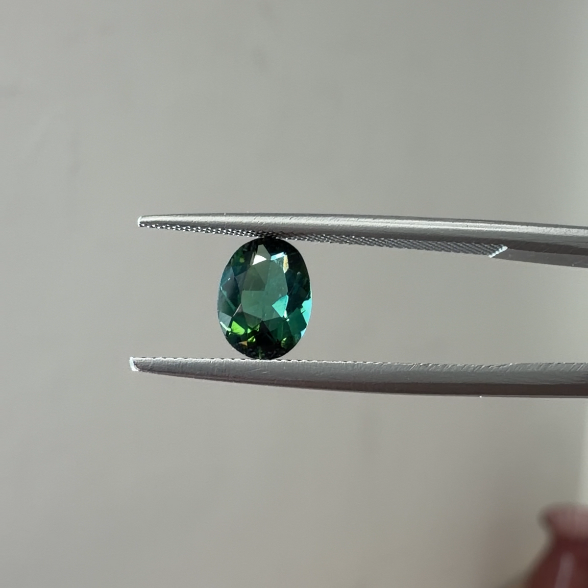 Teal-Green Tourmaline Oval 0.8cts