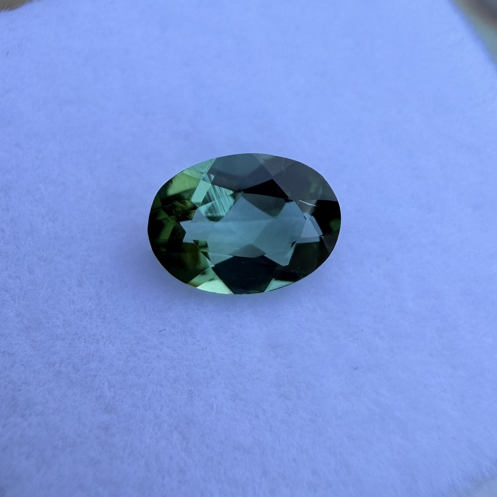 Green Tourmaline Oval 0.62cts