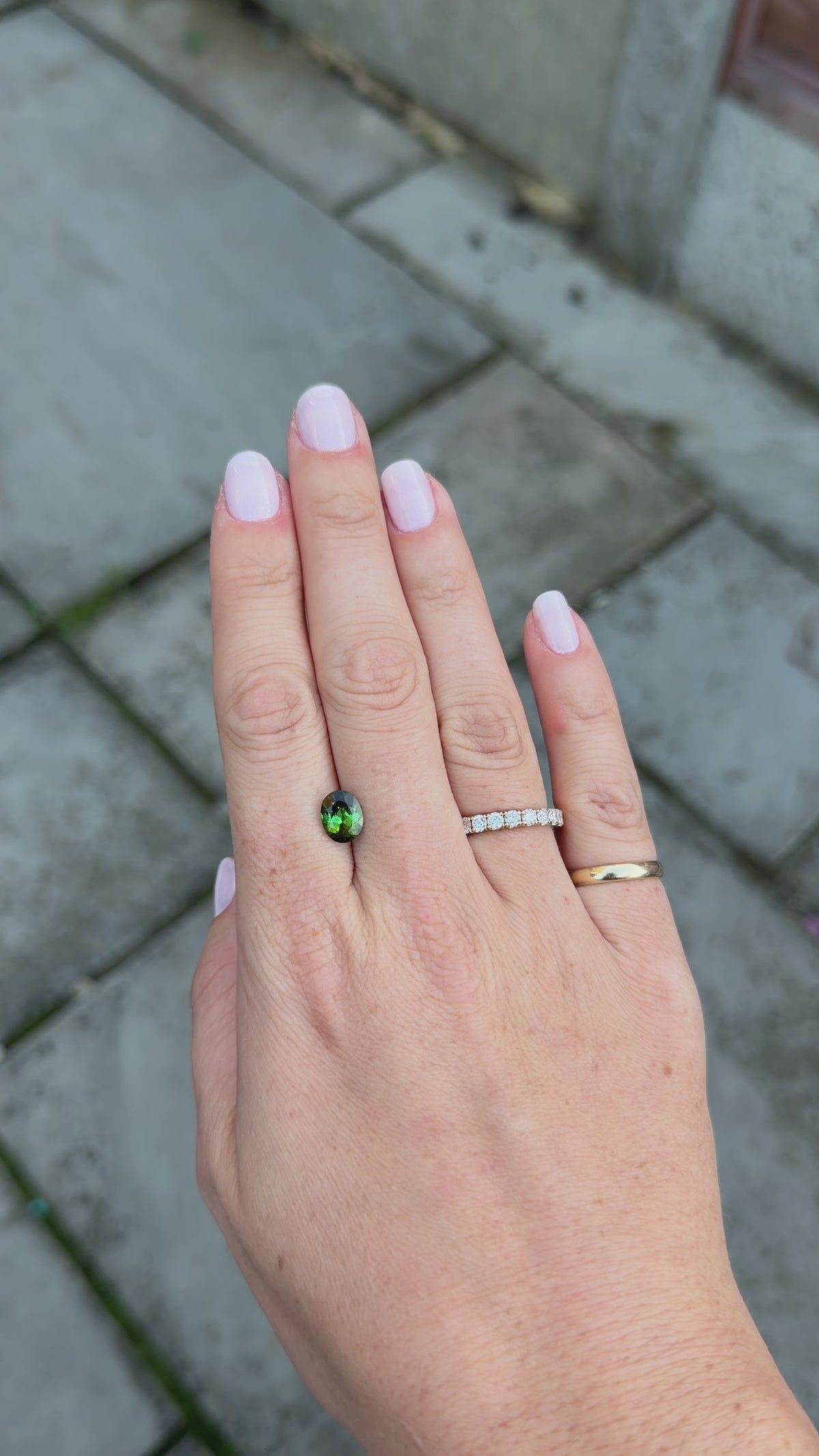 Green Tourmaline Oval 2.01cts