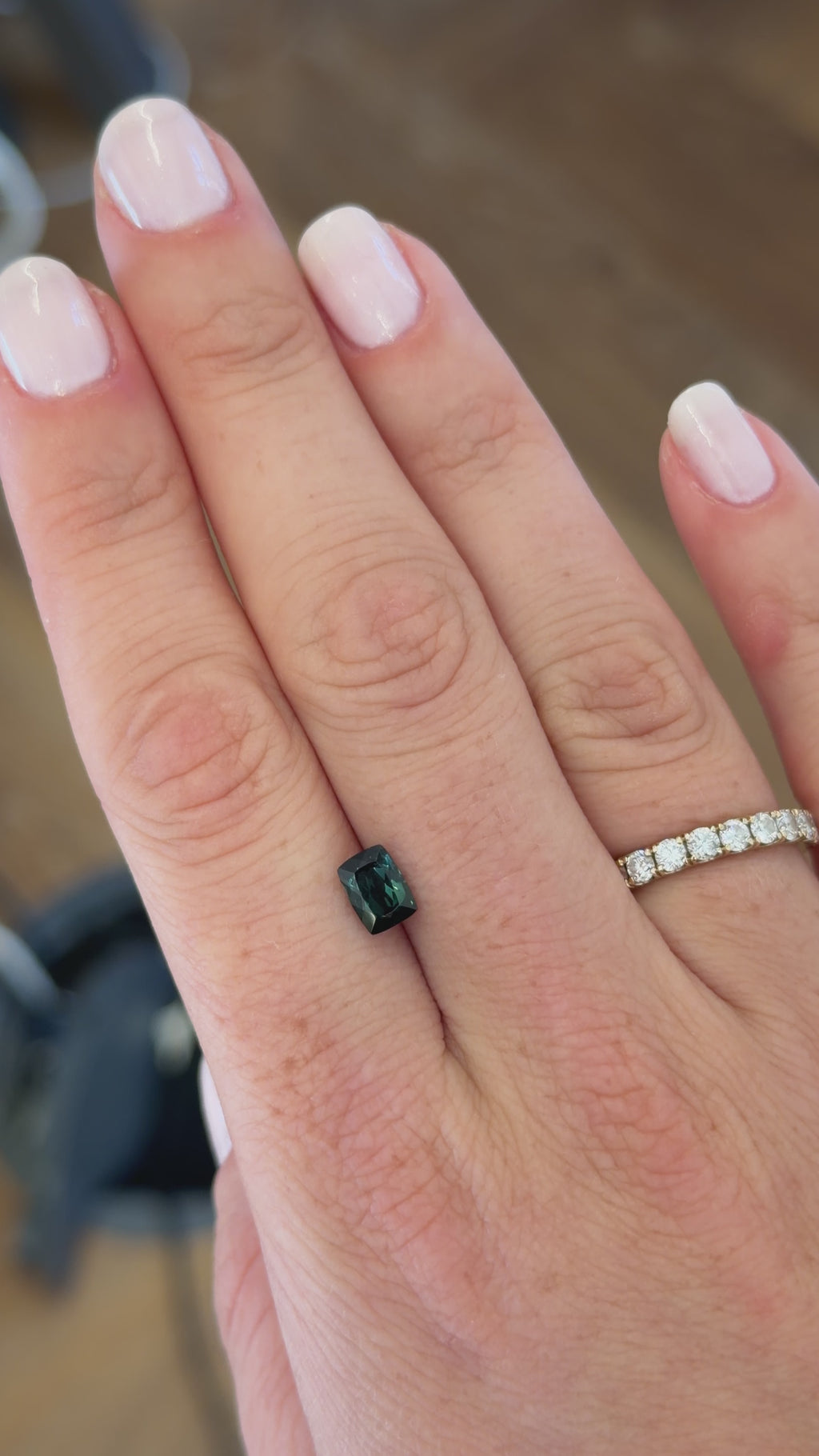 Green Tourmaline Elongated Cushion 1.14cts